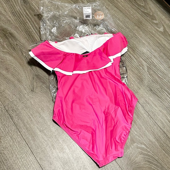 NWT Tommy Hilfiger | Dahlia & White Ruffle One-Piece -  12 - Picture 3 of 3